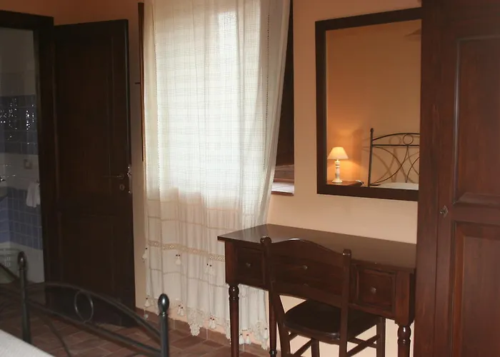 Lo Scudiero Di San Teodoro Cesarò
